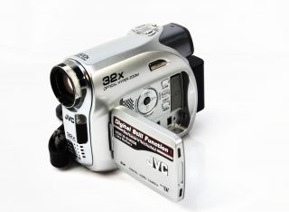 JVC GR D372U Camcorder Mini DV Video Camera 046838026935