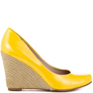 restricted women s chelsea yellow new $ 54 99