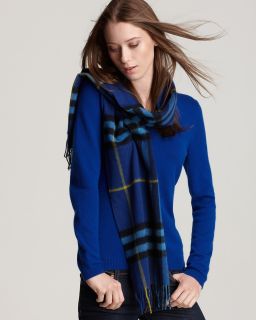 Burberry Giant Check Cashmere Scarf in Cerulean Blue