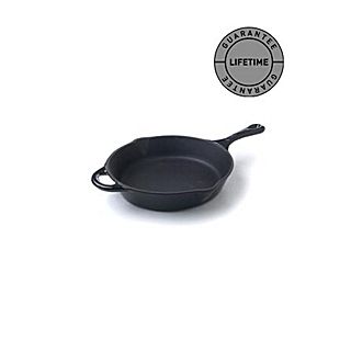Linea Cast iron cookware in black   