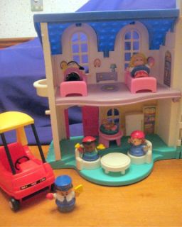 People House Home Blue Roof 10 Kids Extra Car Scooter Police