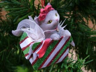 New Bow Kitten Cat Playing Christmas Present Ornament