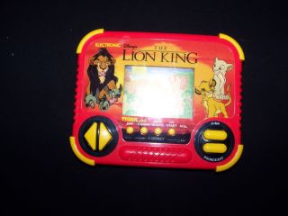 Tiger The Lion King 1990 Walt Disney LCD Handheld Electronic Game