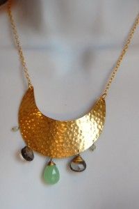 Anthropologie Crescent Moon Necklace $48 Hammered Gold Bead Stone Teal