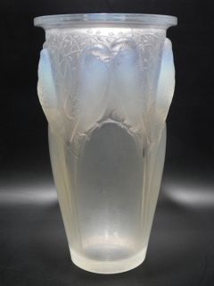 Rene Lalique Opalescent Glass Ceylan Vase