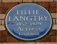 Blue plaque memorial at Langtrys former address 21, Pont Street