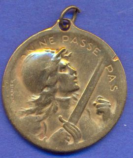 Medal 1916 Verdun WWI on NE Passe Pas O153