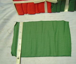 Leacock  12 Linen Napkin Set Red Green