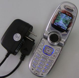 LG VX4700 Verizon Cell Phones Lot Internet Travel Chargers