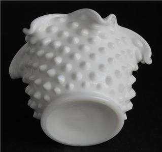 Up for your consideration is this beautiful Fenton Hobnail Milkglass