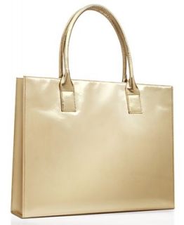 Receive a FREE Tote with $52 Elizabeth Taylor White Diamonds fragrance