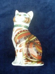 Royal Crown Derby Marmaduke The Cat Paperweight