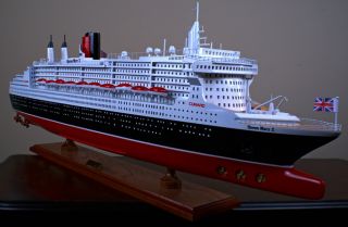 Queen Mary 2 II Wooden SHIP Model Cunard Cruise Boat