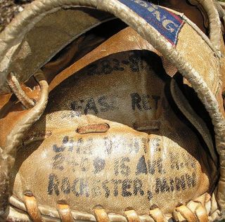 Vintage Spalding Dick McAuliffe Baseball Glove
