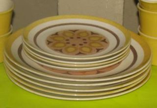Taylor Smith TST Ironstone Yellow Star 5 Dinner 4 Salad Plates 5 Cups