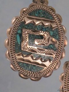 VINTAGE MEXICAN STERLING SILVER & TURQUOISE CHIP MOSAIC SCREW BACK
