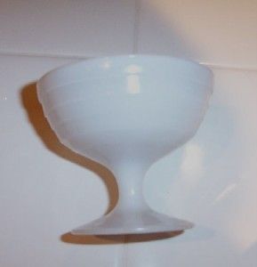 Moderntone Platonite White Glass Footed Sherbet Dishes EUC