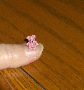 Collectable Extreme Micro 1 2 Crocheted Bear Miniature Thread Artist