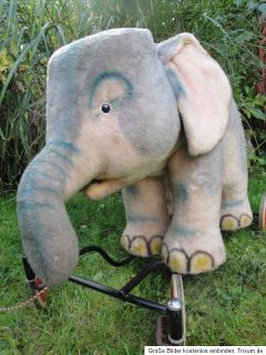 Vintage Steiff Elephant on Wheels Riding Trampy 1960s 1970s w Flag