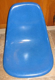 Miller Side Shell Chair on Swivel Stand on Wheels Used Eames