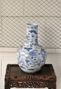 Fine *Rare* Large Chinese Blue and White Porcelain Bottle Vase, Ming
