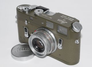 Leica M4 Olive + 12,8/50 mm Elmar M