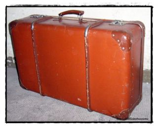 alter großer Koffer Lederkoffer Kanten Reisekoffer mit Holzleisten