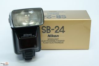 Nikon Speedlight SB 24 AF flash Digital D200 D80 D70s