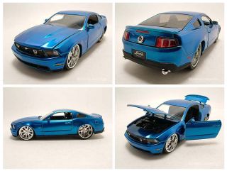 Ford Mustang GT 2010 blau, Modellauto 124 / Jada Toys