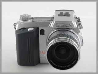 Minolta Dimage 7 + 7.2 50.8 mm, 5.2 MP, Digitalkamera, silber/schwarz