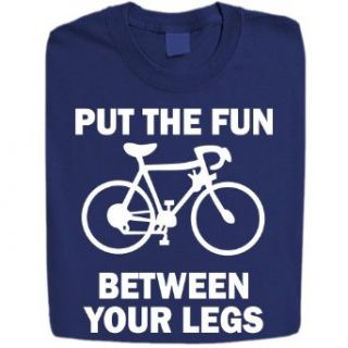 Stabilitees Put the fun between your leg Coole Fun Herren T Shirt