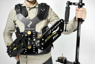 Upgraded version with ultra precise dual spring arm, professional vest