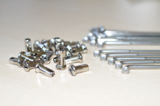 The stainless steel wire is drawn from a leading European manufacturer