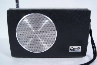 Vintage Graetz Flip 301 portable Radio PERFECT 70s°UKW MW Tuner