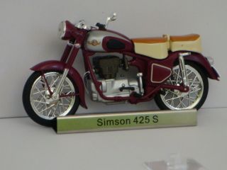 AWO SIMSON 425 S DDR Motorrad Kollektion 1 24 NEU OVP mit Datenblatt
