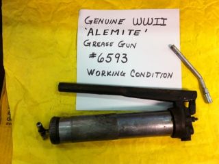 WWII 6593 ALEMITE GREASE GUN GENUINE US ARMY FORD GPW WILLYS JEEP G503