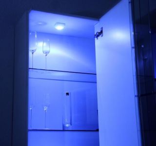 NEU LED Leuchte für Vitrine Schrank Auto 100h silber Kabellos
