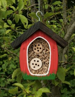 Insektenhotel Insektenhaus Bienenhotel schwedenrot