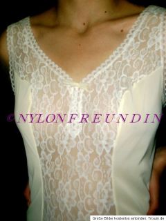 Weitere wunderschöne TOP erhaltene Perlon / Nylon   Unterkleider aus