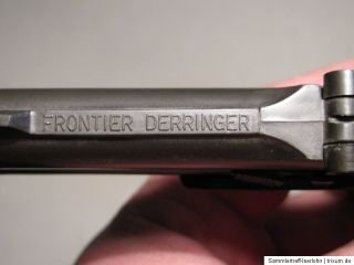 720 +Dekoration+ 11 Frontier Derringer Cal. 41 Rim Fire Pistole
