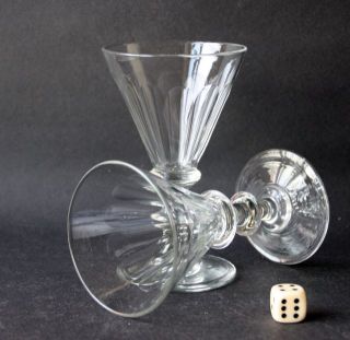 Gläser Kelchglas Glas mundgeblasen Biedermeier facettiert