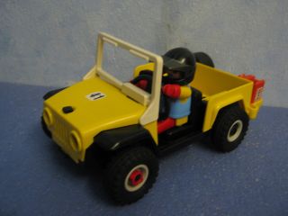 gelber Off Raod Jeep + Figur Racing Playmobil 992