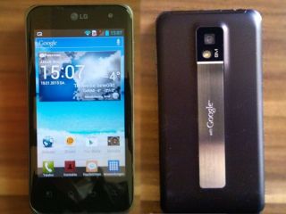 LG Optimus Speed 2X P990 8 GB   Schwarz (Ohne Simlock) Smartphone