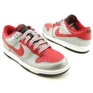 NIKE DUNK LOW SKATE SHOES 12 (VARSITY RED/METALLIC SILVER) Shoes