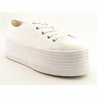  Steve Madden Bubba Womens SZ 10 White Sneakers Shoes Shoes