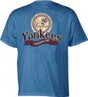 New York Yankees Vintage Crest T Shirt   Medium Clothing