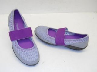  New Balance Womens Gray/Purple Walking Shoe Size 7 New Shoes