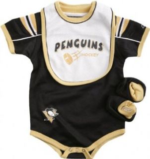 Pittsburgh Penguins Infant Creeper w/ Bib and Booties   18