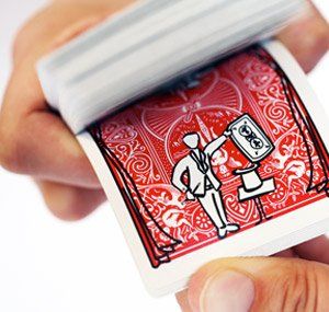 Magic Cartoon Deck Trick From Magic Makers   Amazing Card