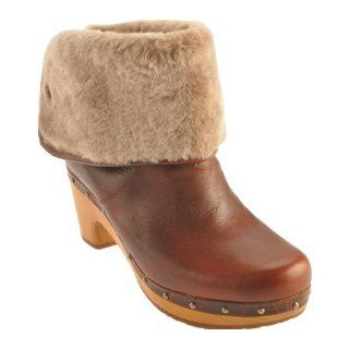 UGG Australia Womens Lynnea 2 Sheepskin Boots